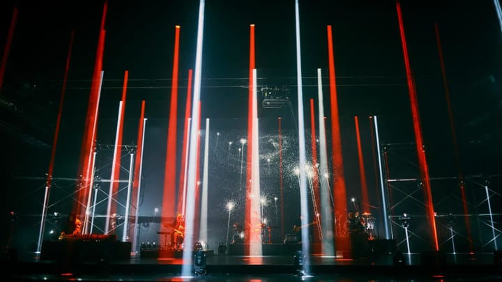 굉음 속에서, 전장을 마주하다